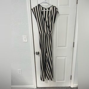Women’s Jumpsuit Size Medium